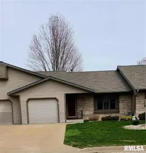 706 Valley View Dr, Fulton, IL 61252 photo 1