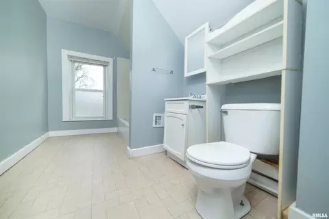 1512 24th Ave, Moline, IL 61265 photo 8