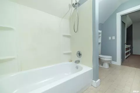 1512 24th Ave, Moline, IL 61265 photo 10