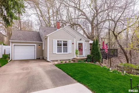 146 15th Ave, Moline, IL 61265 photo 1