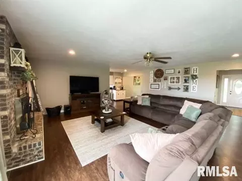 2101 Hoffman Rd, Murphysboro, IL 62966 photo 6