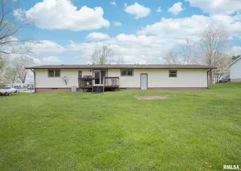 203 E Upper St, Cambridge, IL 61238 photo 3