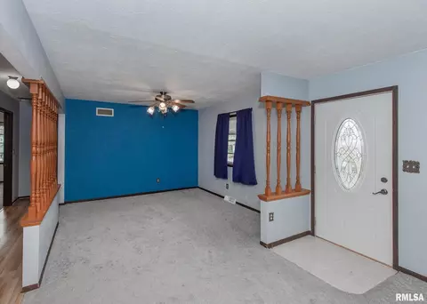 1152 25th St, Moline, IL 61265 photo 6