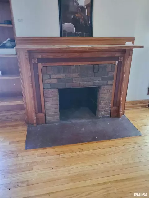 1111 15th St, Moline, IL 61265 photo 11