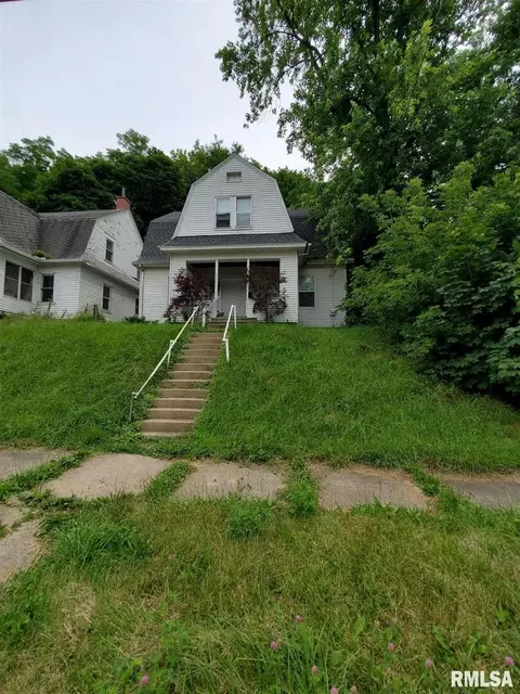 2412 7th Ave, Moline, IL 61265 photo 1