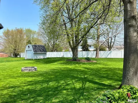 604 Midland Dr, Kewanee, IL 61443 photo 17
