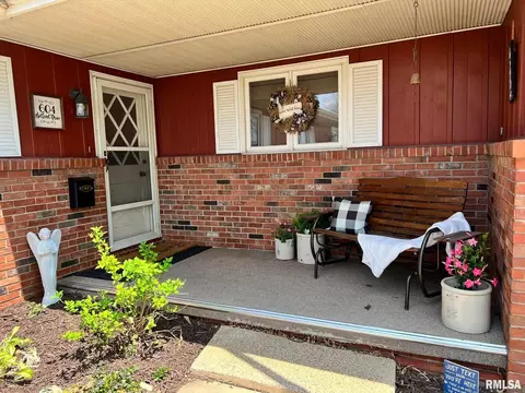 604 Midland Dr, Kewanee, IL 61443 photo 3