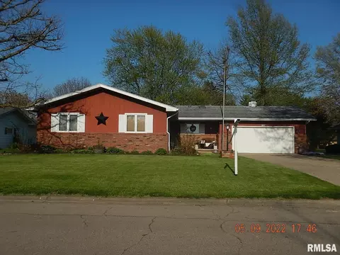 604 Midland Dr, Kewanee, IL 61443 photo 1