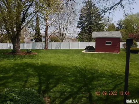604 Midland Dr, Kewanee, IL 61443 photo 7