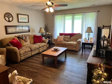 604 Midland Dr, Kewanee, IL 61443 photo 18