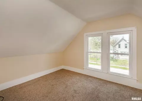 514 16th Ave, Moline, IL 61265 photo 13