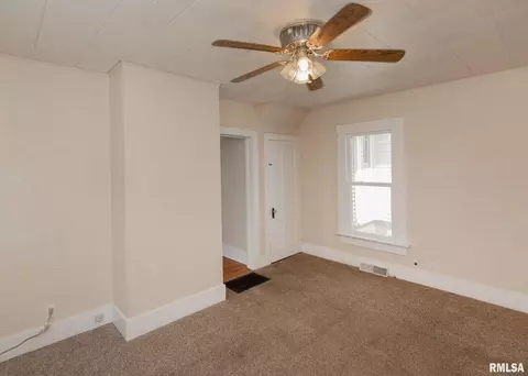 514 16th Ave, Moline, IL 61265 photo 17