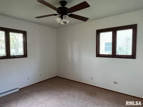 1617 12th St, Silvis, IL 61282 photo 6