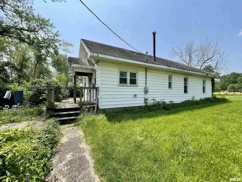 180 Schnake Ln, Eldorado, IL 62930 photo 4