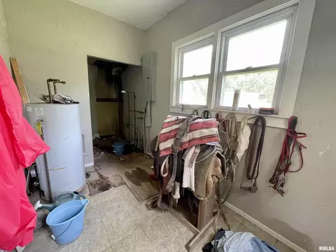 180 Schnake Ln, Eldorado, IL 62930 photo 22