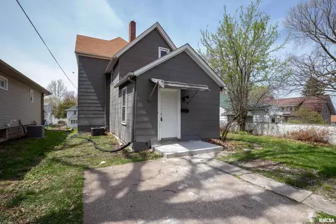 914 25th St, Moline, IL 61265 photo 22