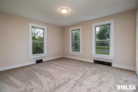 1830 26th Ave, Moline, IL 61265 photo 10