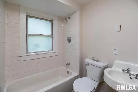 1830 26th Ave, Moline, IL 61265 photo 21