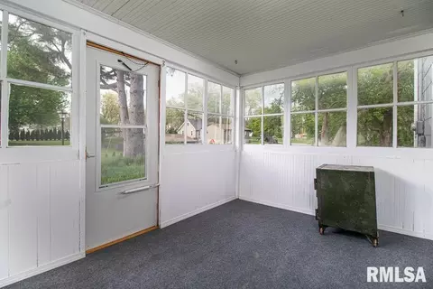 1830 26th Ave, Moline, IL 61265 photo 8