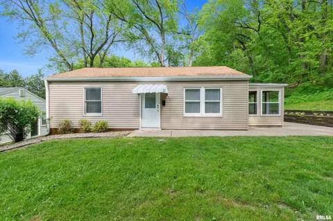 534 37th St, Moline, IL 61265 photo 1