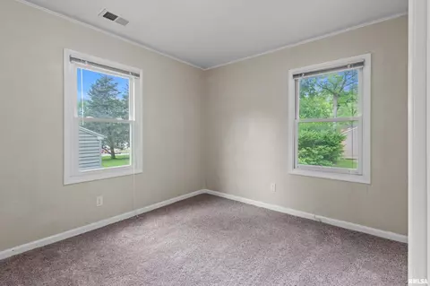 534 37th St, Moline, IL 61265 photo 11
