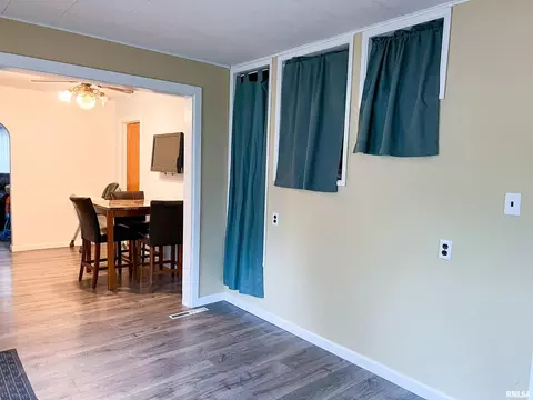 10464 Two Mile Rd, Thomson, IL 61285 photo 9