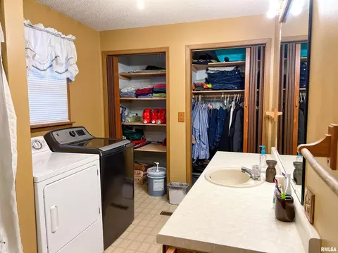 10464 Two Mile Rd, Thomson, IL 61285 photo 13