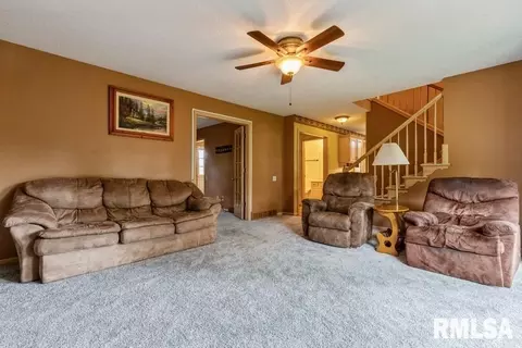 3610 72nd St, Moline, IL 61265 photo 7