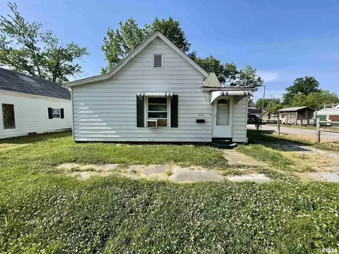 912 Elder St, Eldorado, IL 62930 photo 13