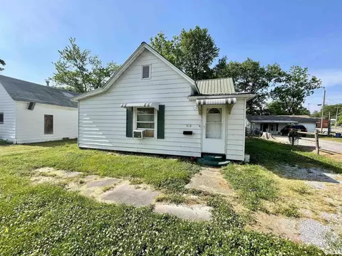 912 Elder St, Eldorado, IL 62930 photo 11