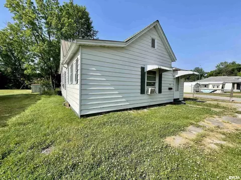 912 Elder St, Eldorado, IL 62930 photo 12