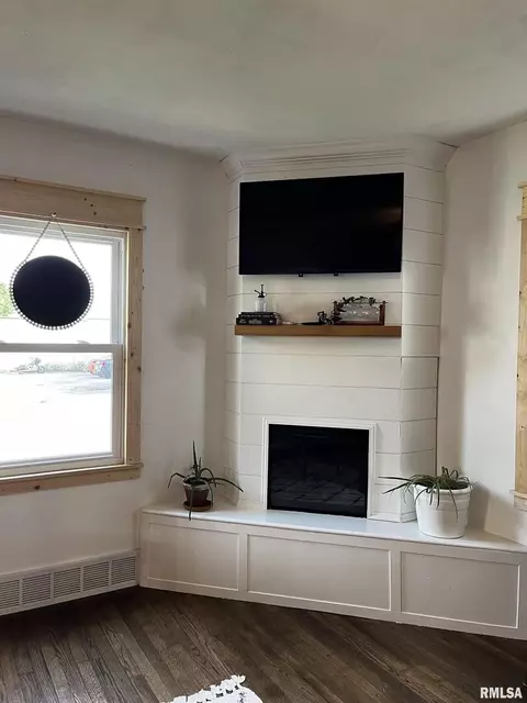1613 20th Ave, Moline, IL 61265 photo 3
