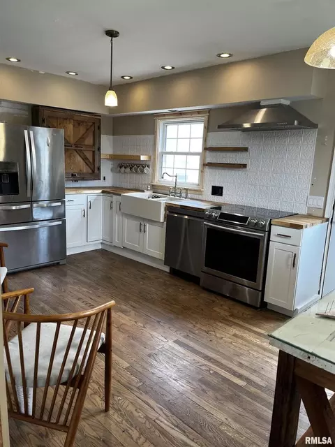 1613 20th Ave, Moline, IL 61265 photo 5