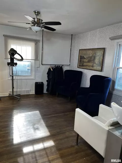 1613 20th Ave, Moline, IL 61265 photo 9