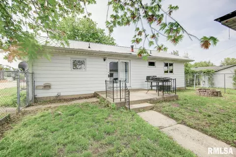 2206 Market St, Thomson, IL 61285 photo 14