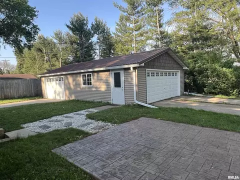 4610 51st St, Moline, IL 61265 photo 5