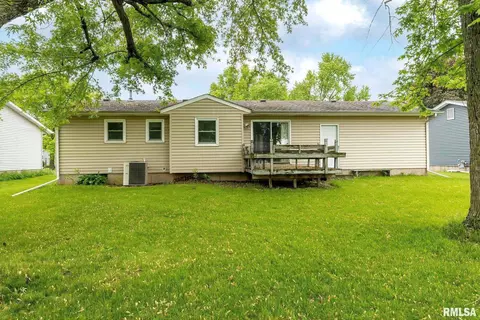 218 S Park View Dr, Eldridge, IA 52748 photo 23