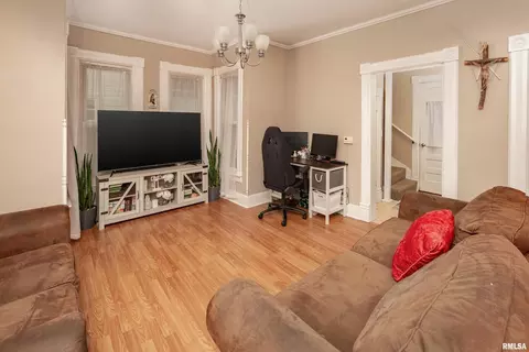 1025 14th Ave, Moline, IL 61265 photo 24