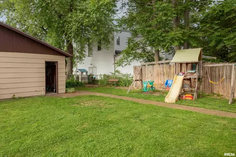 1025 14th Ave, Moline, IL 61265 photo 5