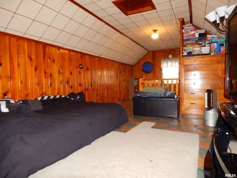 2137 3rd St, Moline, IL 61265 photo 22