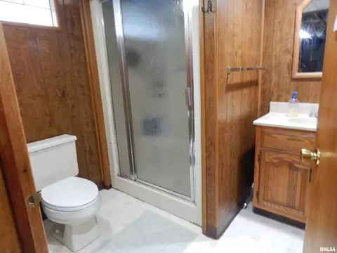2137 3rd St, Moline, IL 61265 photo 21