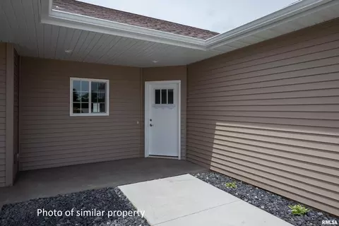 2324 13th St, Silvis, IL 61282 photo 3