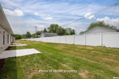 2324 13th St, Silvis, IL 61282 photo 5