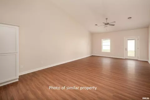 2324 13th St, Silvis, IL 61282 photo 8