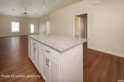 2324 13th St, Silvis, IL 61282 photo 7