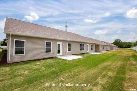 2324 13th St, Silvis, IL 61282 photo 4