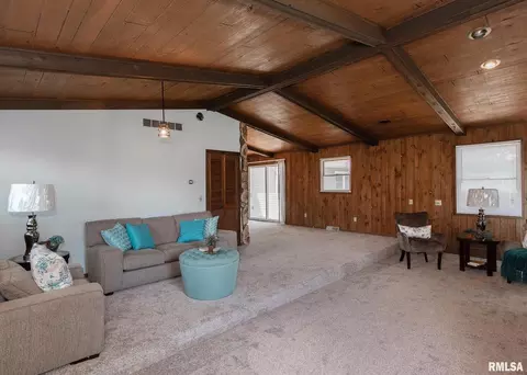 1405 11th St, Silvis, IL 61282 photo 11