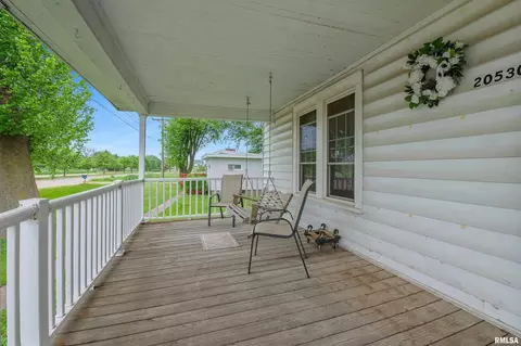 20530 Brady St, Davenport, IA 52806 photo 5