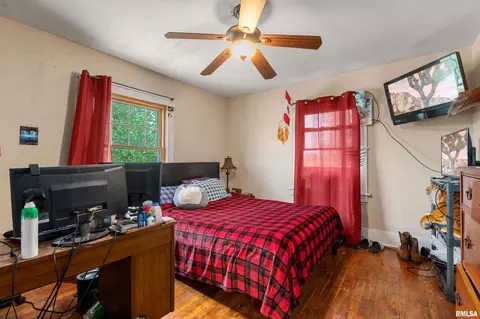 20530 Brady St, Davenport, IA 52806 photo 13