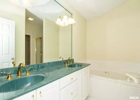 3402 79th St, Moline, IL 61265 photo 11